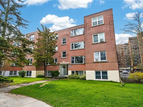 2420 New St #12, Burlington, ON L7R 1J6
