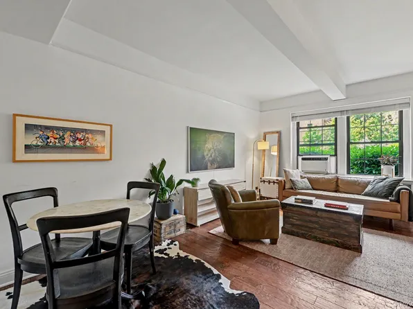 192 Garth Road #TM, Scarsdale, NY 10583