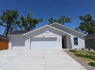 2905 Shady Oaks Dr, Evans, CO 80620