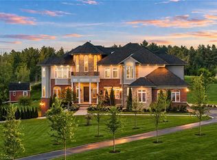 100 Chesswood Trl, Hamilton, ON L8N2Z7