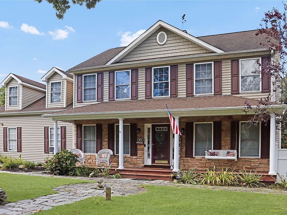 41 Kingsland Avenue, Shirley, NY 11967 Zillow