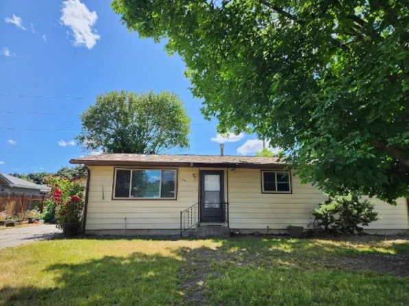 704 E Beacon Ave, Spokane, WA 99208