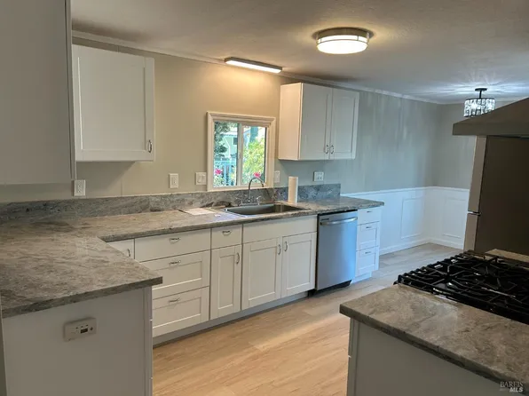 594 Sonoma Drive, Petaluma, CA 94954