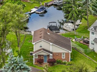 8345 Lagoon St, Commerce Township, MI 48382