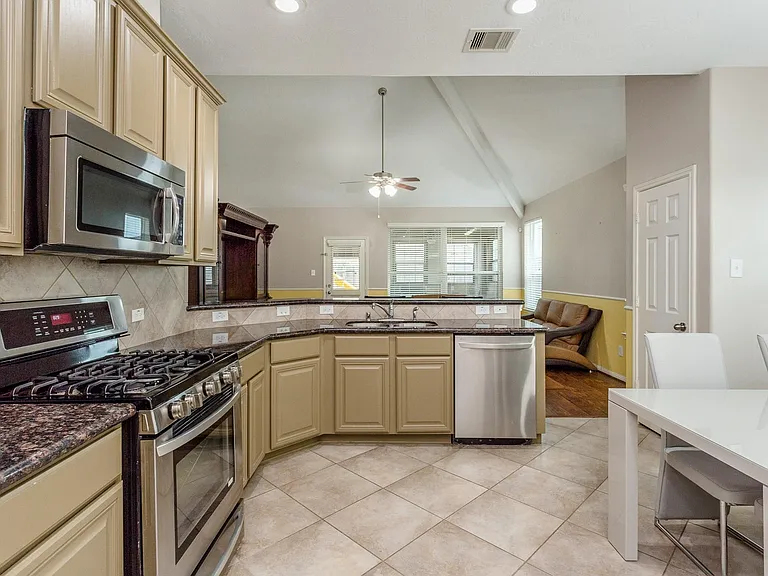 3430 Lilac Ranch Dr — Photo 9