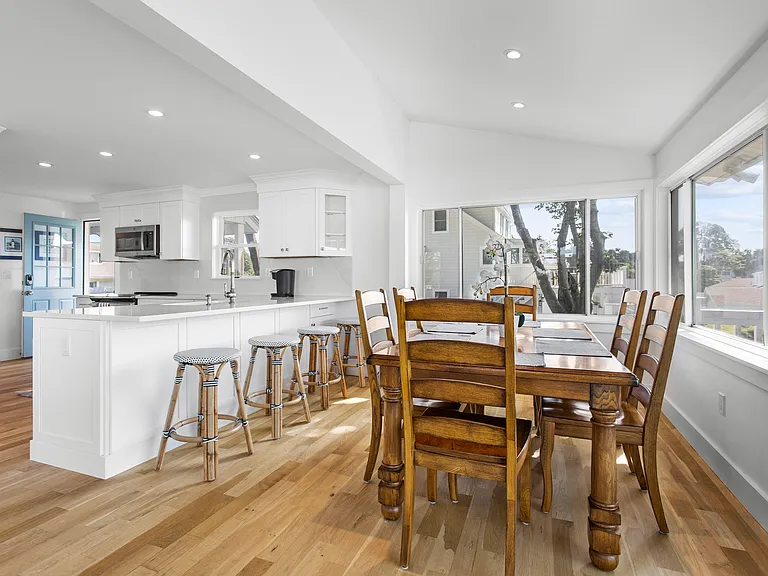 15 Cottage Rd — Photo 11