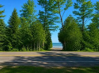S Lakeshore Rd, Harbor beach, MI 48441