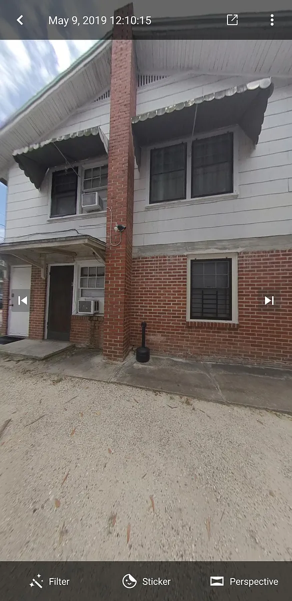 Building Photo - 1208 SW 1st Ave #2