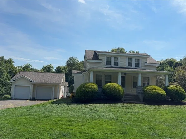 7108 Wakefield Rd, Hiram, OH 44234