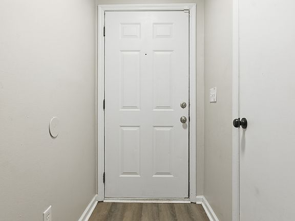 4th image of 5766 Spanish Oak Dr