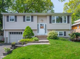 5 Spruce Pl, Denville, NJ