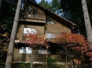 11 NE Burt Ct, Belfair, WA 98528