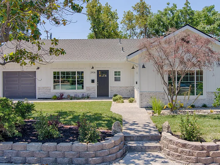 2436 Krueger Dr #A — Photo 4