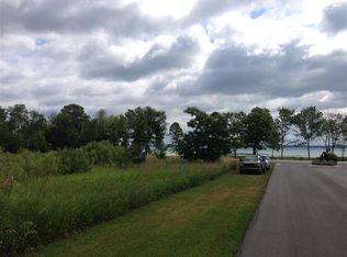 S Bay Valley Drive, Suttons Bay, MI 49682