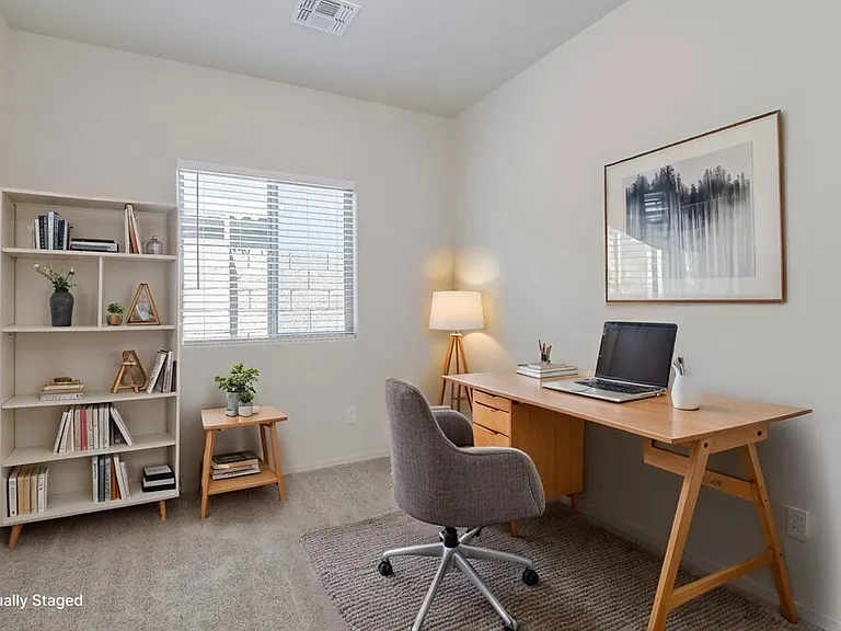 836 W Calle Falerno — Photo 16