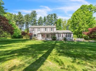 25 Heritage Dr, Somers, CT 06071