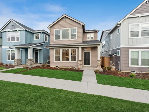 8558 SE Brooks Ln, Hillsboro, OR 97123