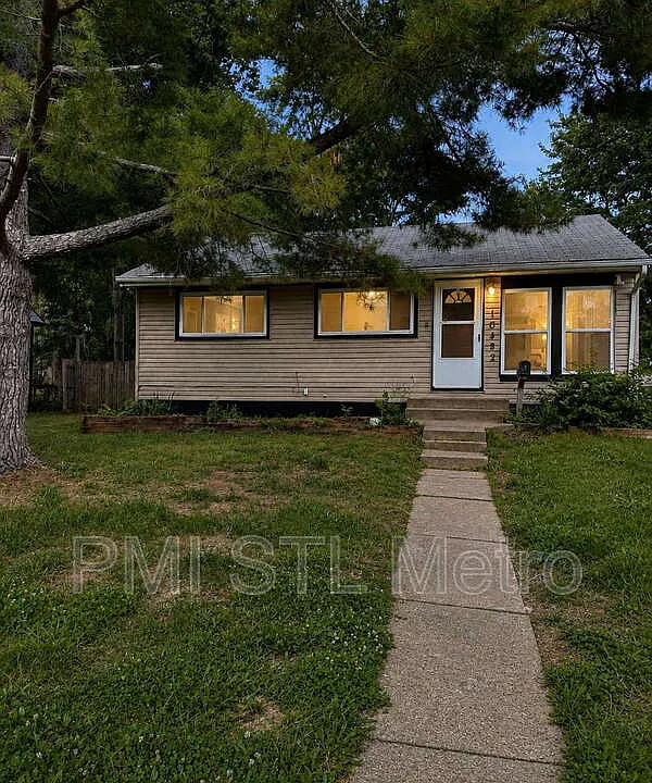 10432 Balmoral Dr
