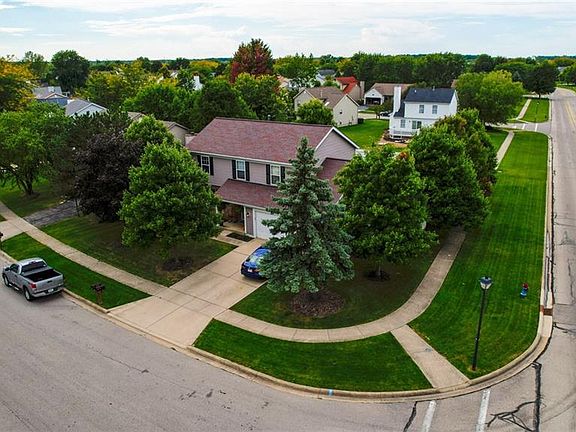 5th image of 1384 Valley Dr