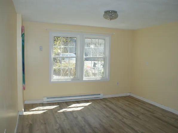 18 Fayette Rd Unit 3, Bedford, MA 01730