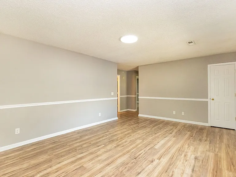 6076 Old Dayton Pike #A — Photo 6