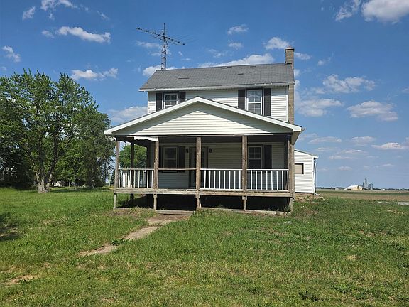 3rd image of 903 Sterling Rd