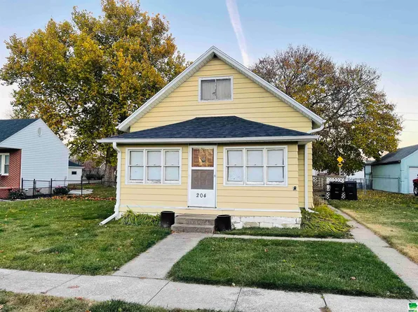 204 E St, Sergeant Bluff, IA 51054