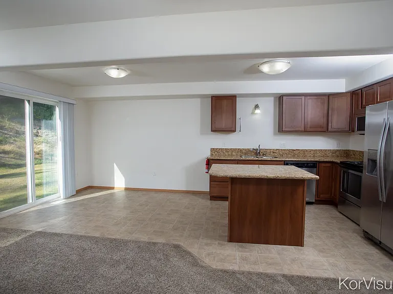 5595 S Irwin Dr — Photo 2
