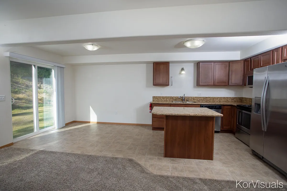 Building Photo - 5595 S Irwin Dr