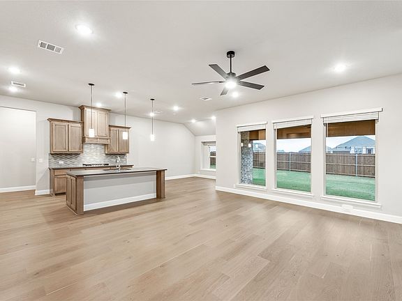 7th image of this home