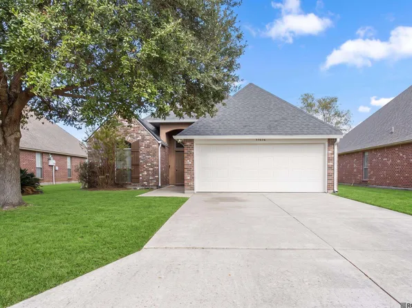 37036 Rivergate Ave, Geismar, LA 70734