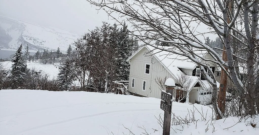 407 Huskey Rd photo 1