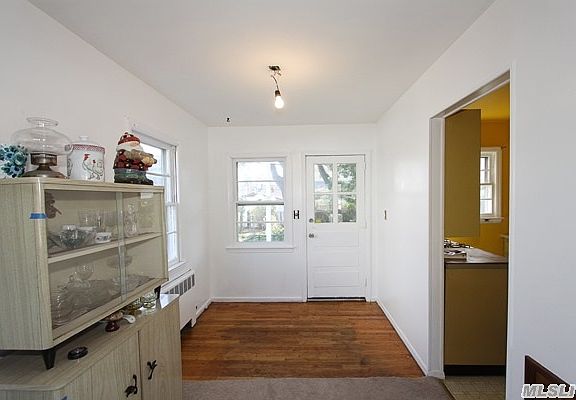 5th image of 309 Clement Ave