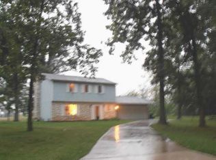 121 Oak Meadows Dr, Bryan, OH 43506