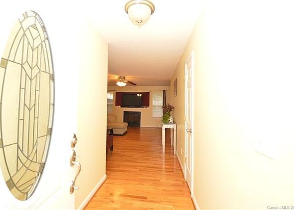 2nd image of 1417 Miguel Dr