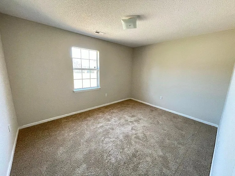 1104 Park West Dr #A — Photo 10