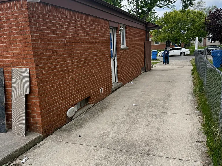 6042 Highview St — Photo 4