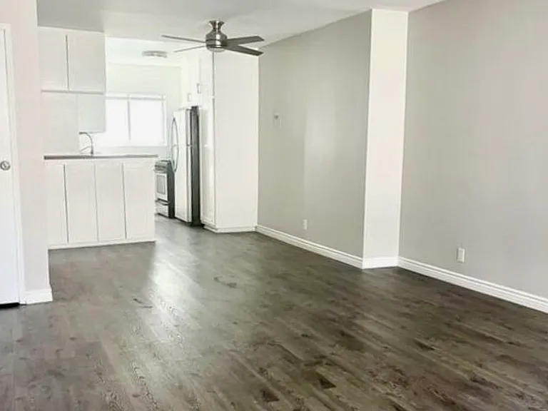 1037 Lincoln Blvd #C — Photo 9