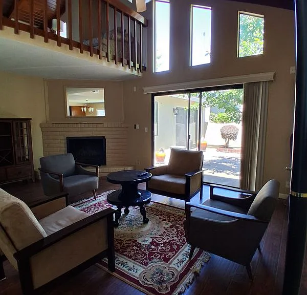 1127 Rosa Del Rio Way — Photo 4