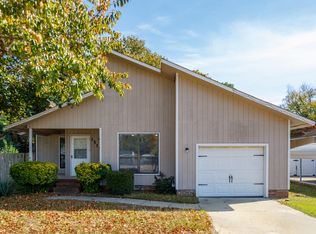 1515 Bingham Dr, Fayetteville, NC 28304