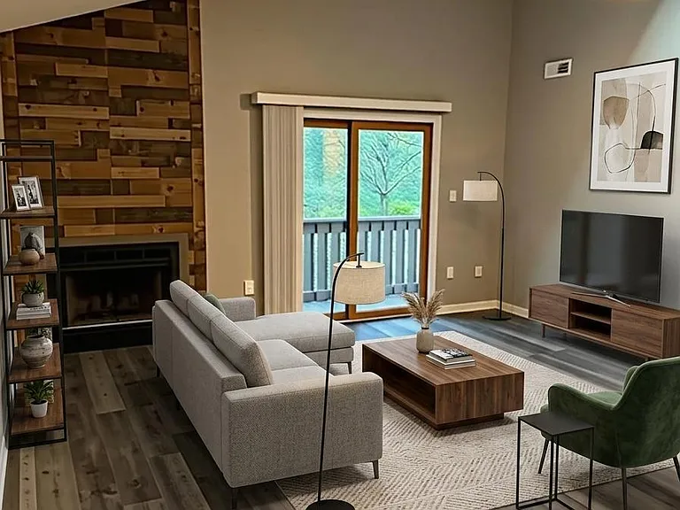 1524 Ravens Crest Dr #1524 — Photo 1
