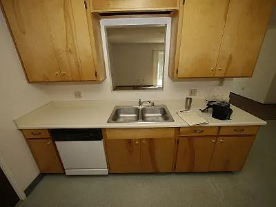 472 Foothill Ct #2 — Photo 6