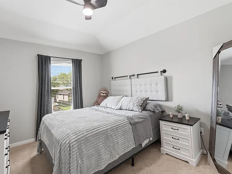 21812 Grand Lancelot Dr — Photo 17