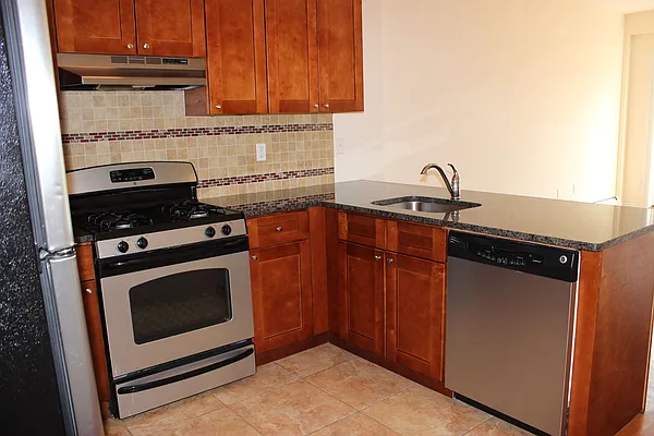 Rented by Doug McElhone LLC | media 4