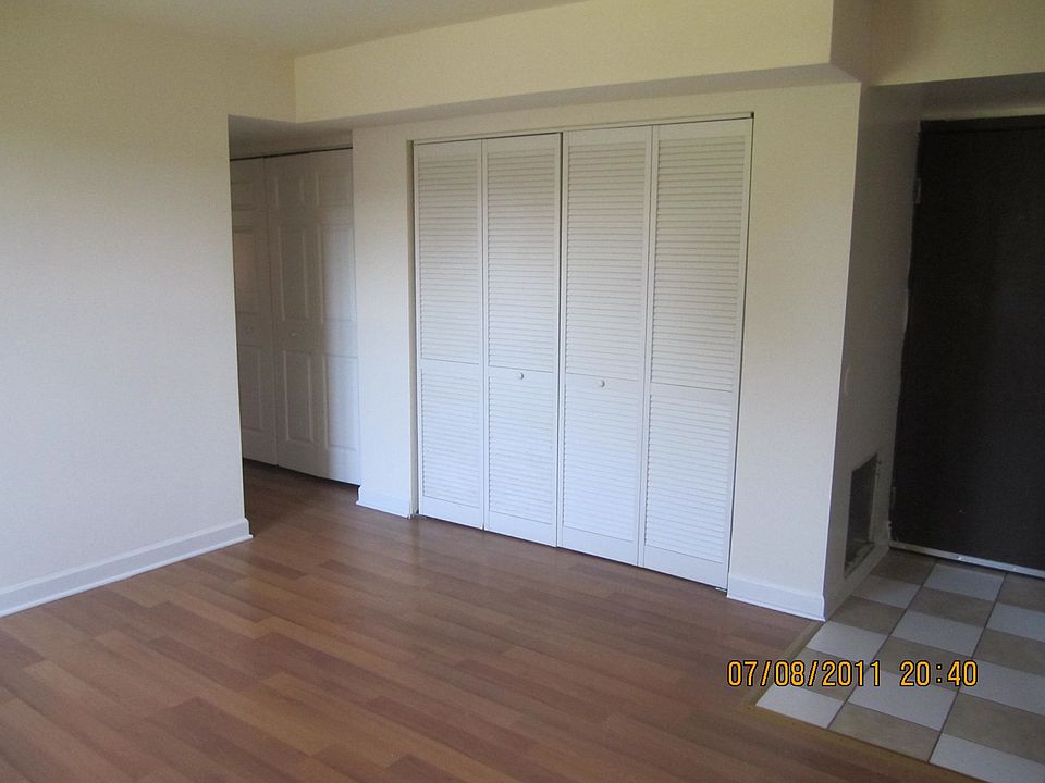 FRONT LIVING ROOM