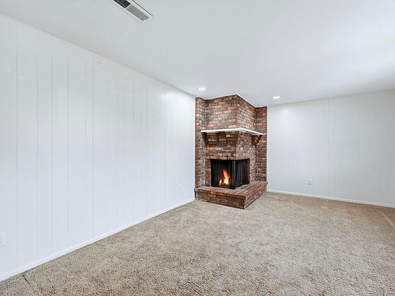 4th image of 3308 Casselwood Dr