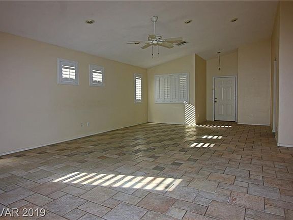 2nd image of 3278 Phantom Rock St