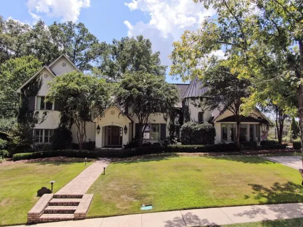 653 Highland Cir, Tupelo, MS 38804
