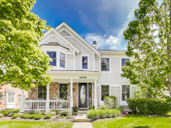 1699 Bluestem Ln, Glenview, IL 60026