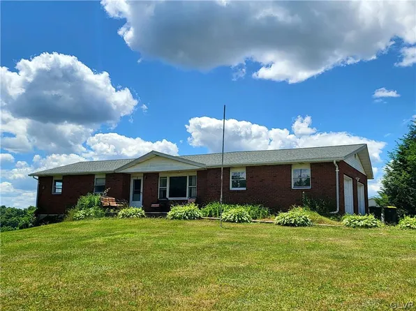 4724 Doe Run Ct, Schnecksville, PA 18078